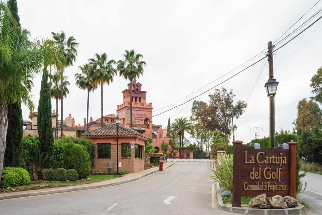 La Cartuja Del Golf Apartment Estepona Luaran gambar